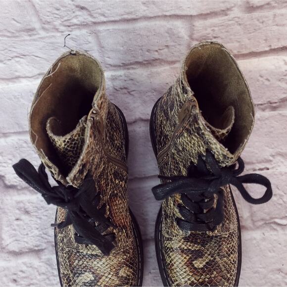 Call it spring women's size 7.5 vegan combat lace up boots snake print - Picture 7 of 13